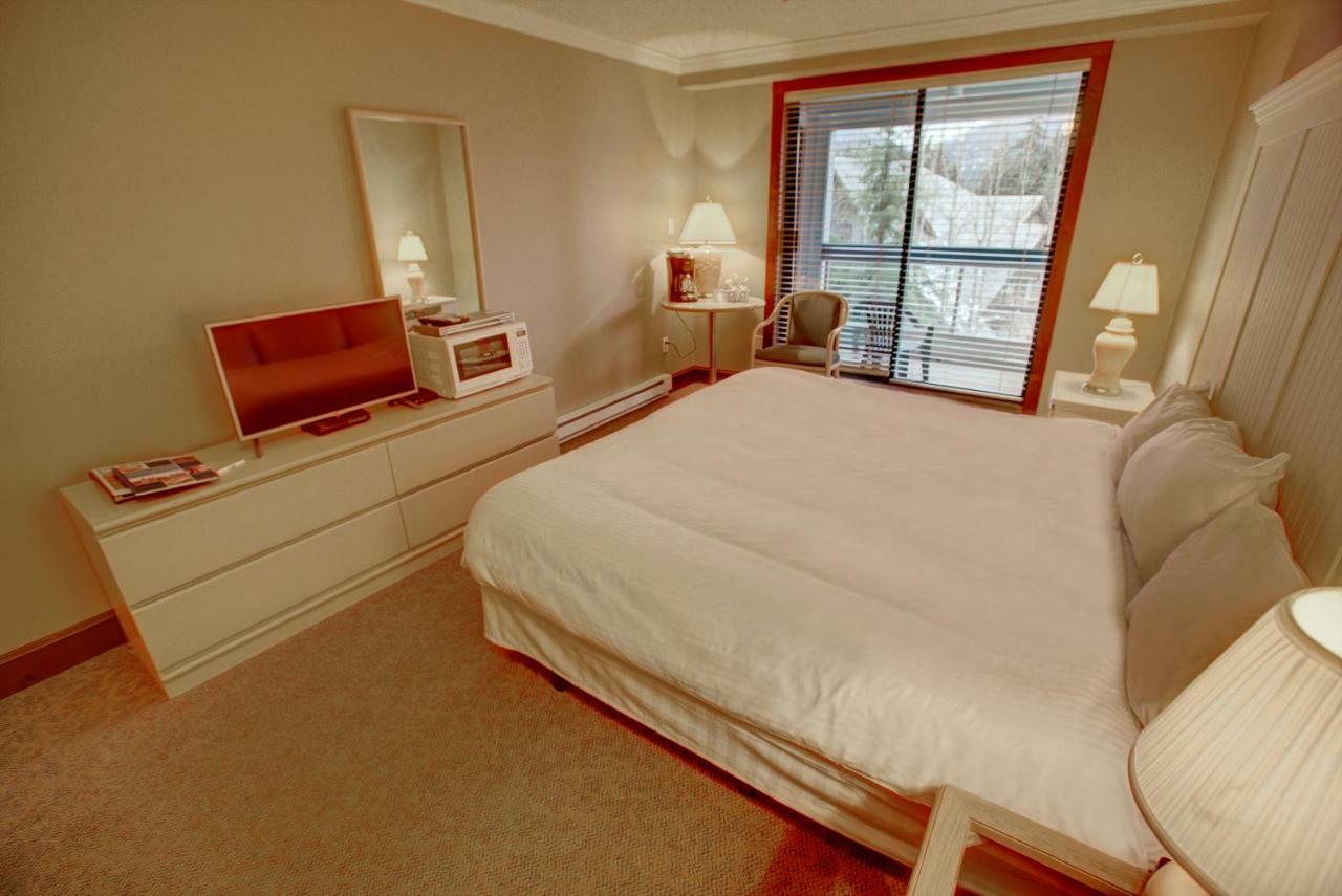 Greystone Lodge Whistler Extérieur photo